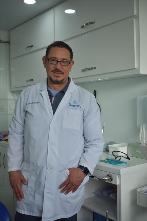 Dentist in a modern clinic